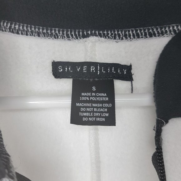 NASA Astronaut One Piece Silver Lilly Pajamas White Sz Adult S Small Halloween - Picture 3 of 7